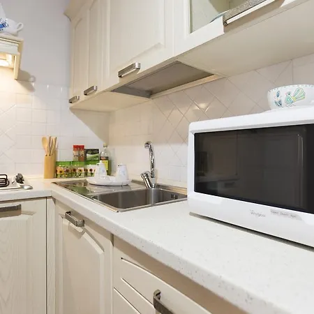 Dery Holiday Gilbert Apartment *