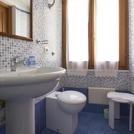 Dery Holiday Gilbert Apartment *